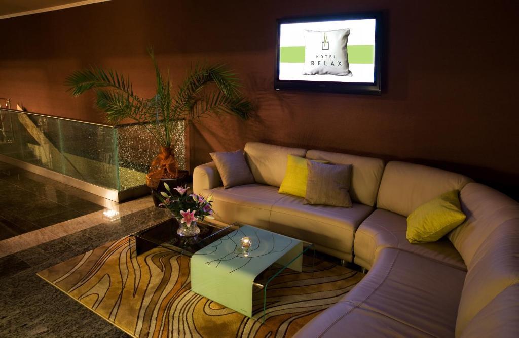 Hotel Relax Rajecke Teplice Bagian luar foto