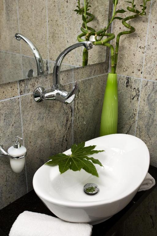 Hotel Relax Rajecke Teplice Ruang foto